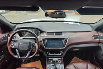 2017 Land Wind X7 - White