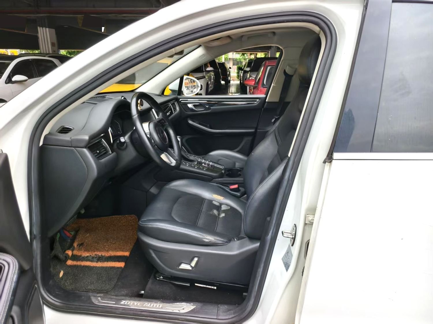 2017 Zotye SR9 2.0T Chinese Porche