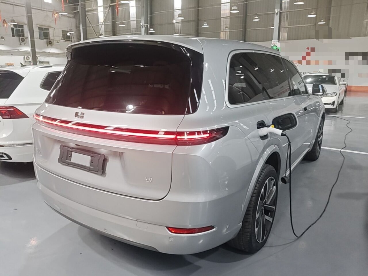 2023 LI Auto L9