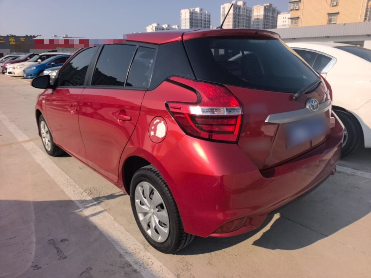 2016 Toyota YARiS L