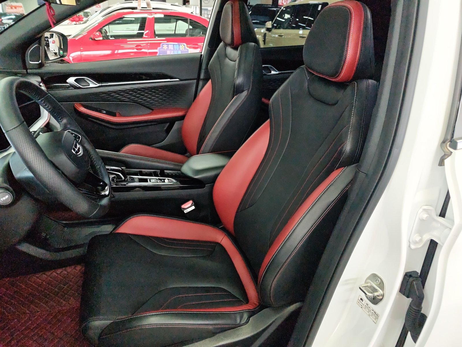 2022 Geely Coolray 1.5TD