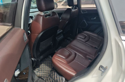 2017 Land Wind X7 - White