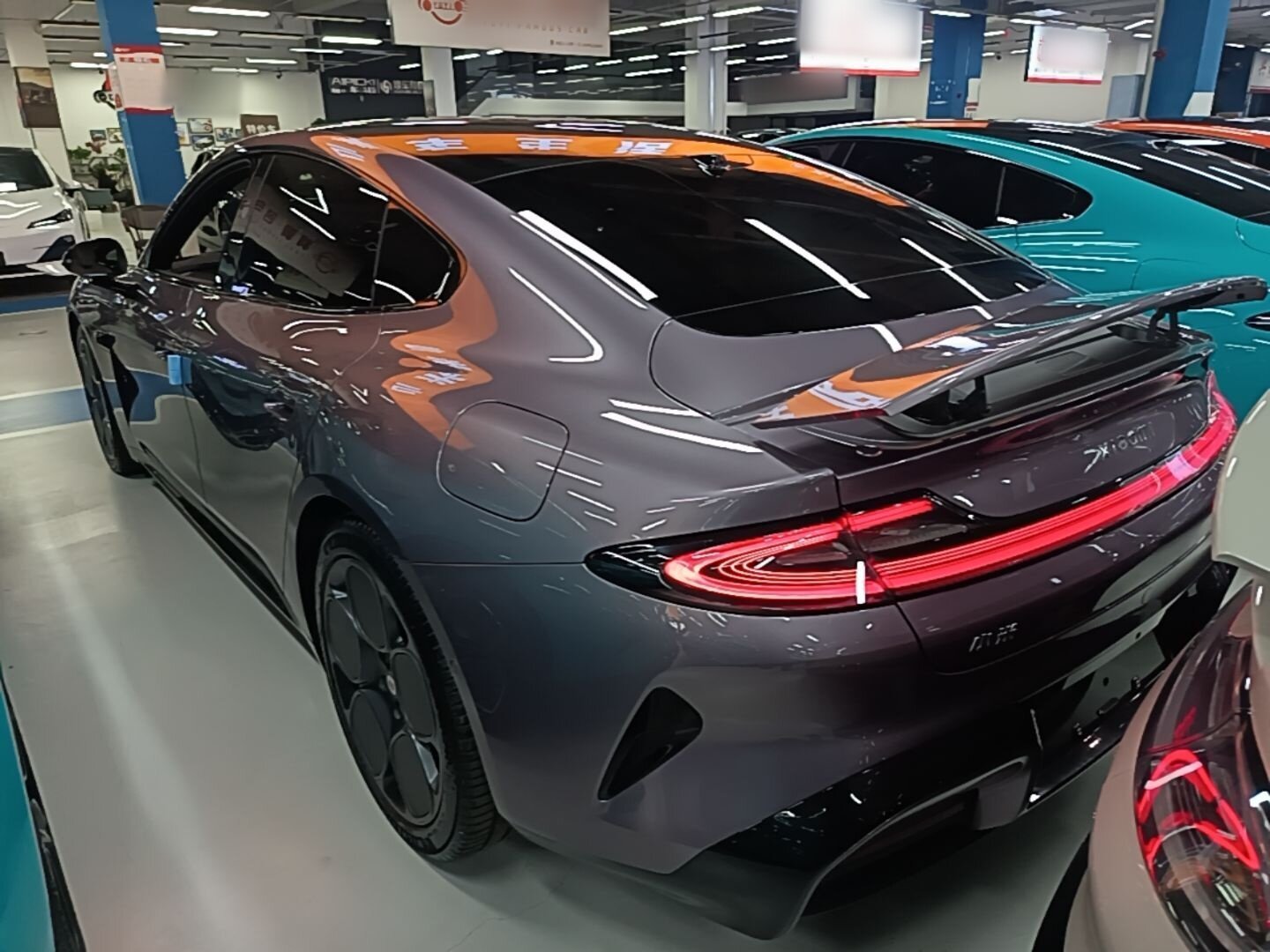 2024 XIAOMI SU7 AWD