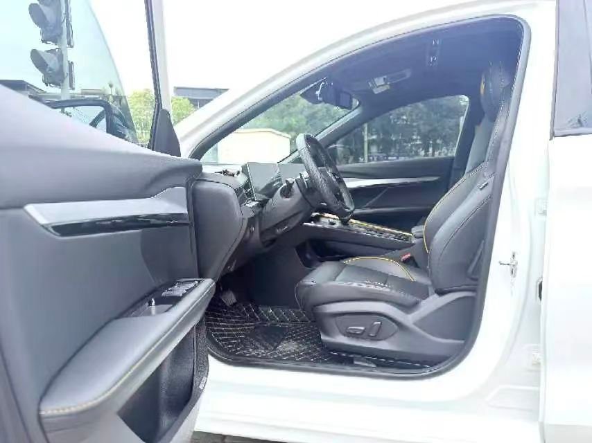 2022 MG  5