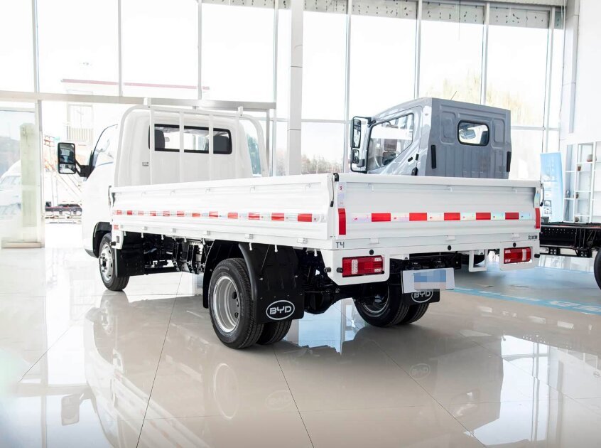2025 BYD  T4 Electric Light Truck