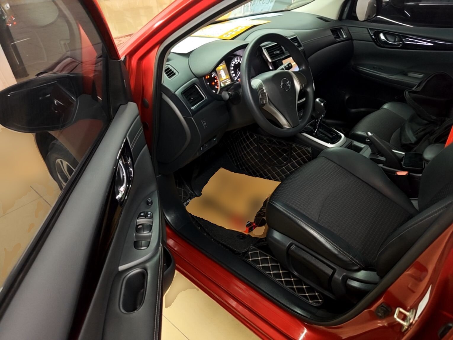 2016 Nissan Tiida 1.6L CVT Hatchback