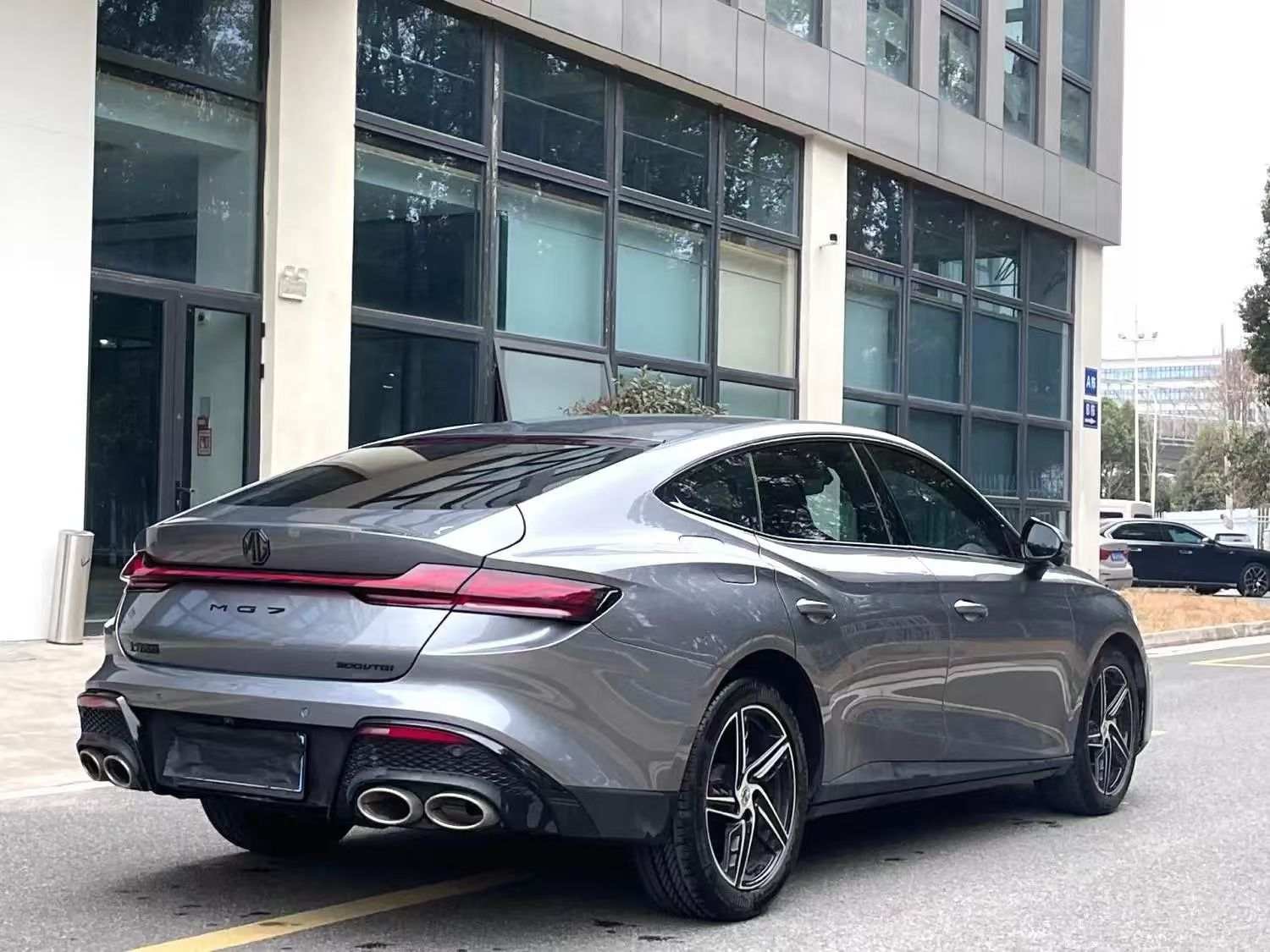 2023 MG 7 1.5T