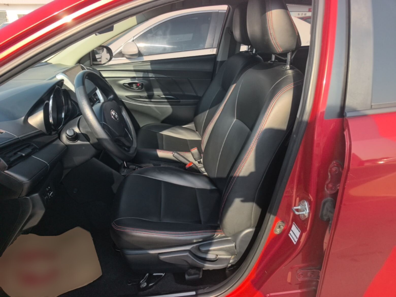 2016 Toyota YARiS L