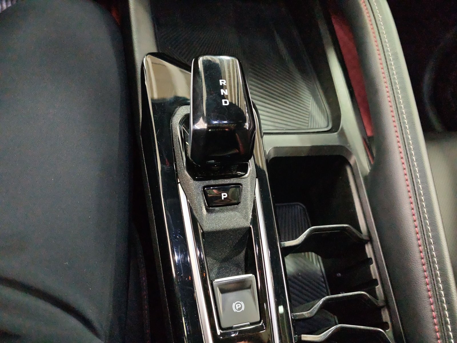 2022 Geely Coolray 1.5TD