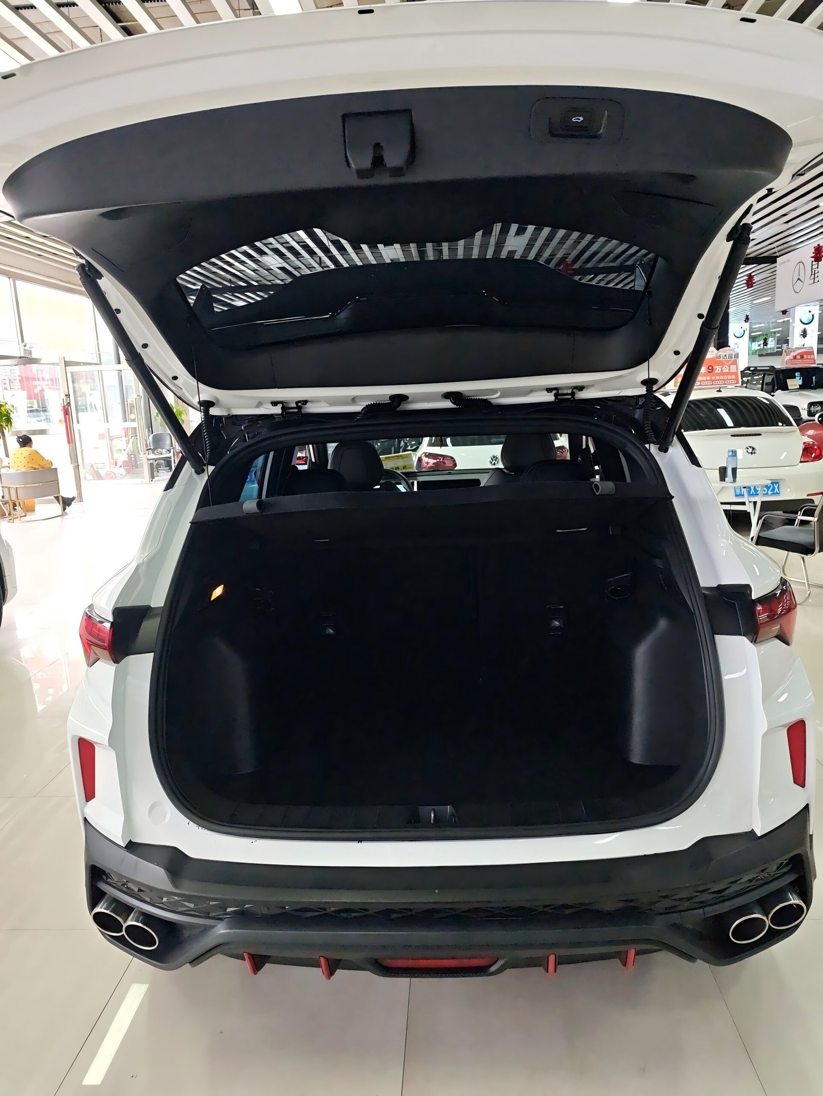 2022 Geely Coolray 1.5TD