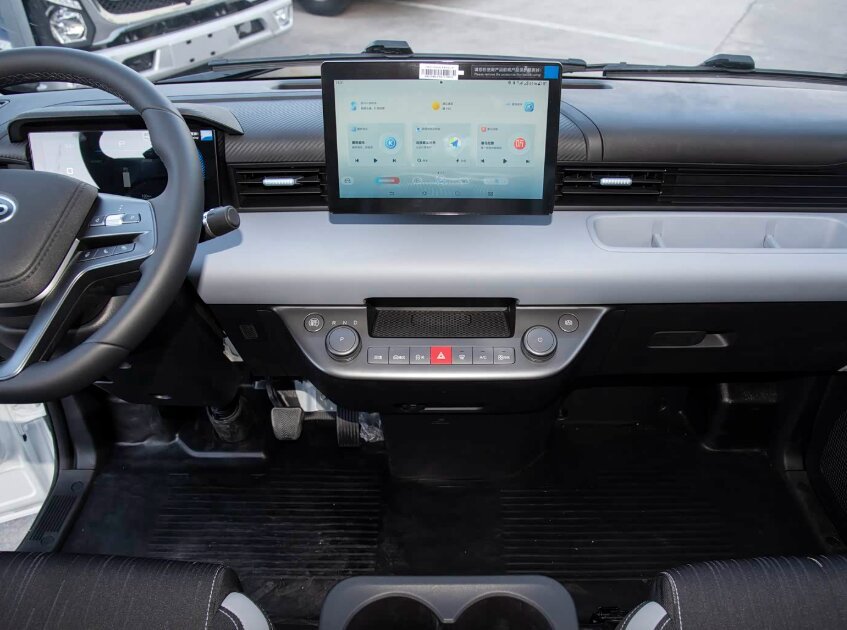 2025 BYD  T4 Electric Light Truck