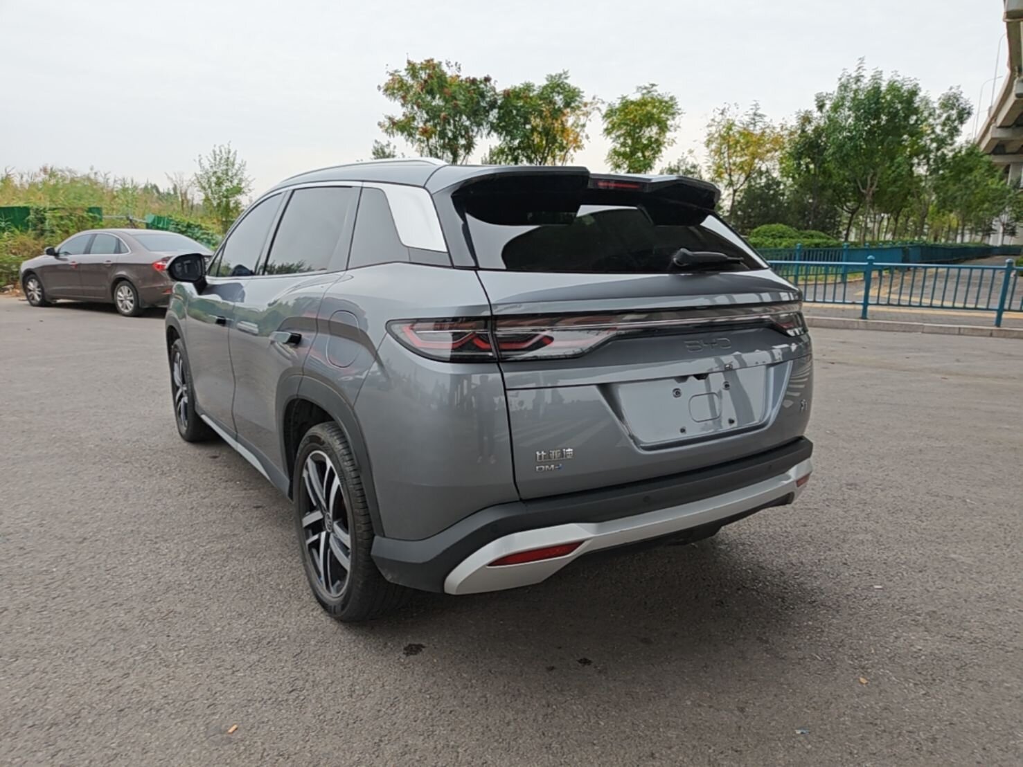 2024 BYD Song L DM-i  112 km
