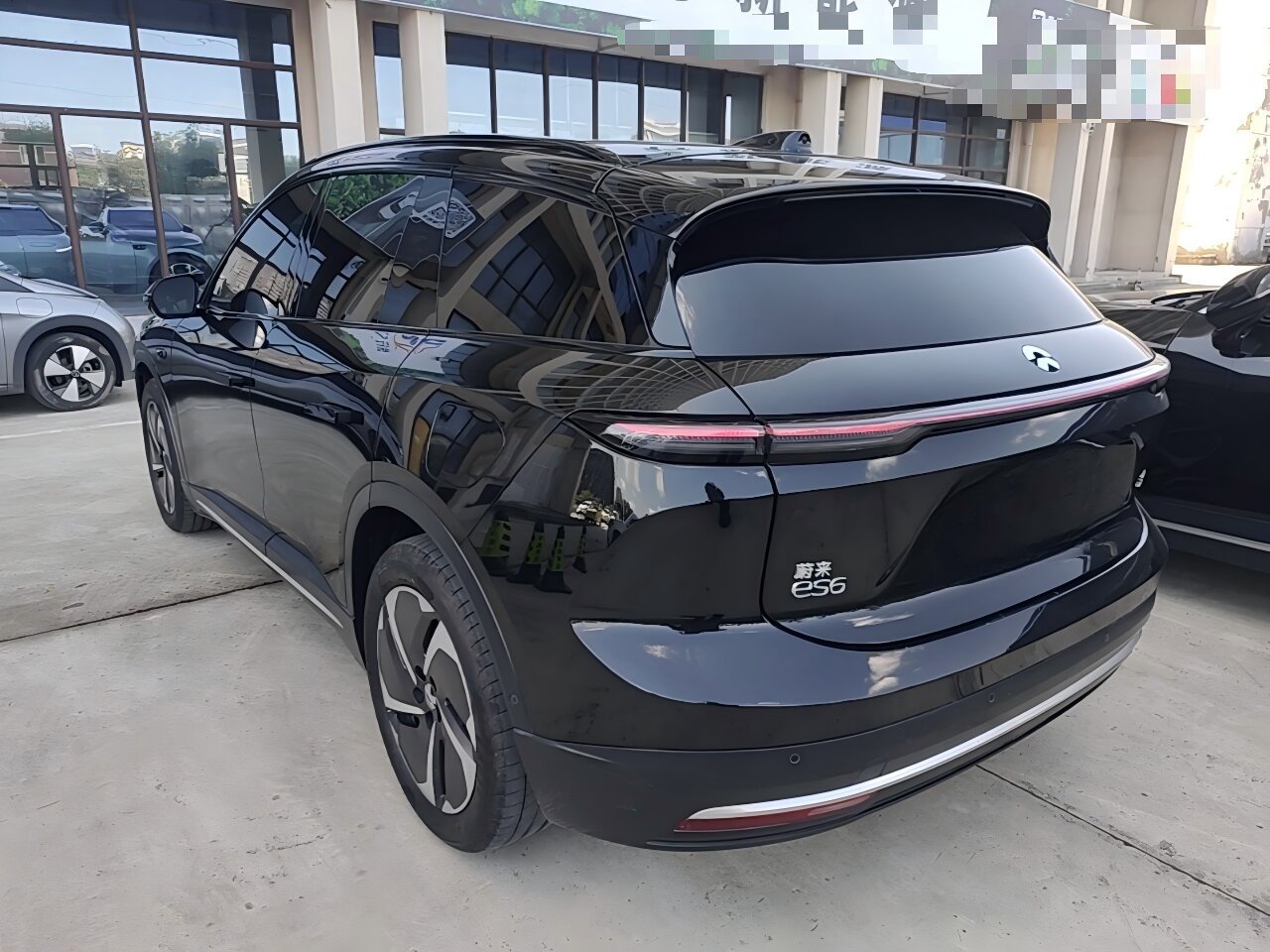 2023 NIO ES6