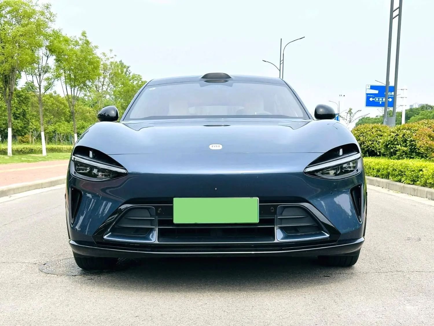 2025 Xiaomi YU7