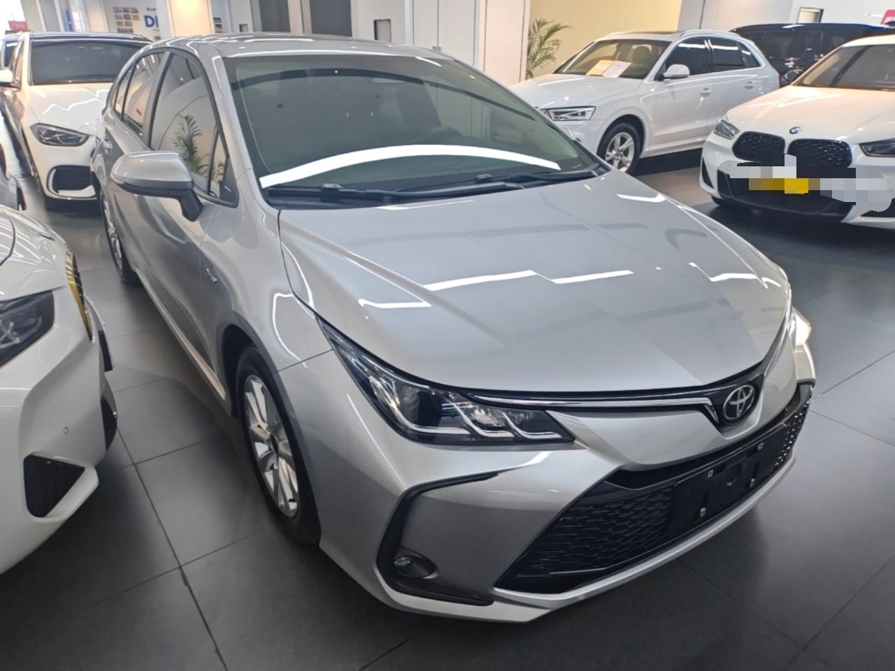 2024 Toyota Corolla 1.8L Hybrid vehicle photo