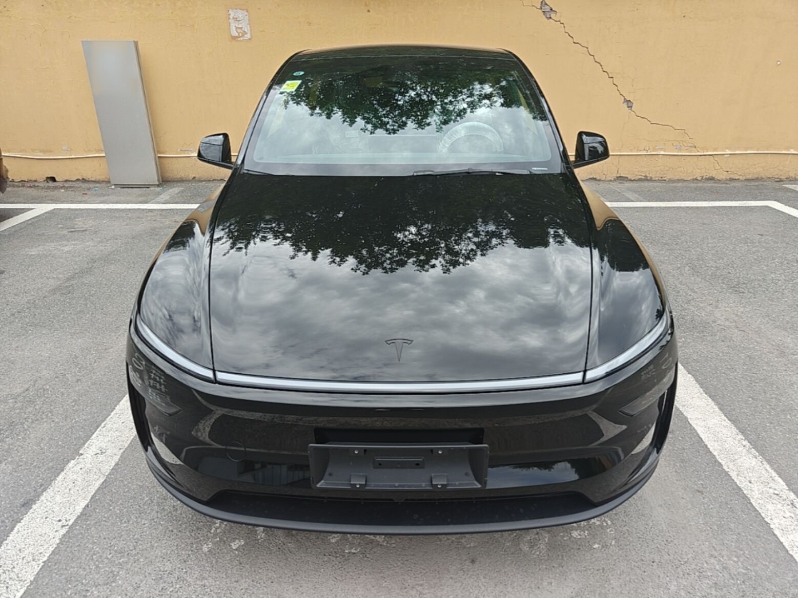 2026 Tesla Model Y Rear Drive Model